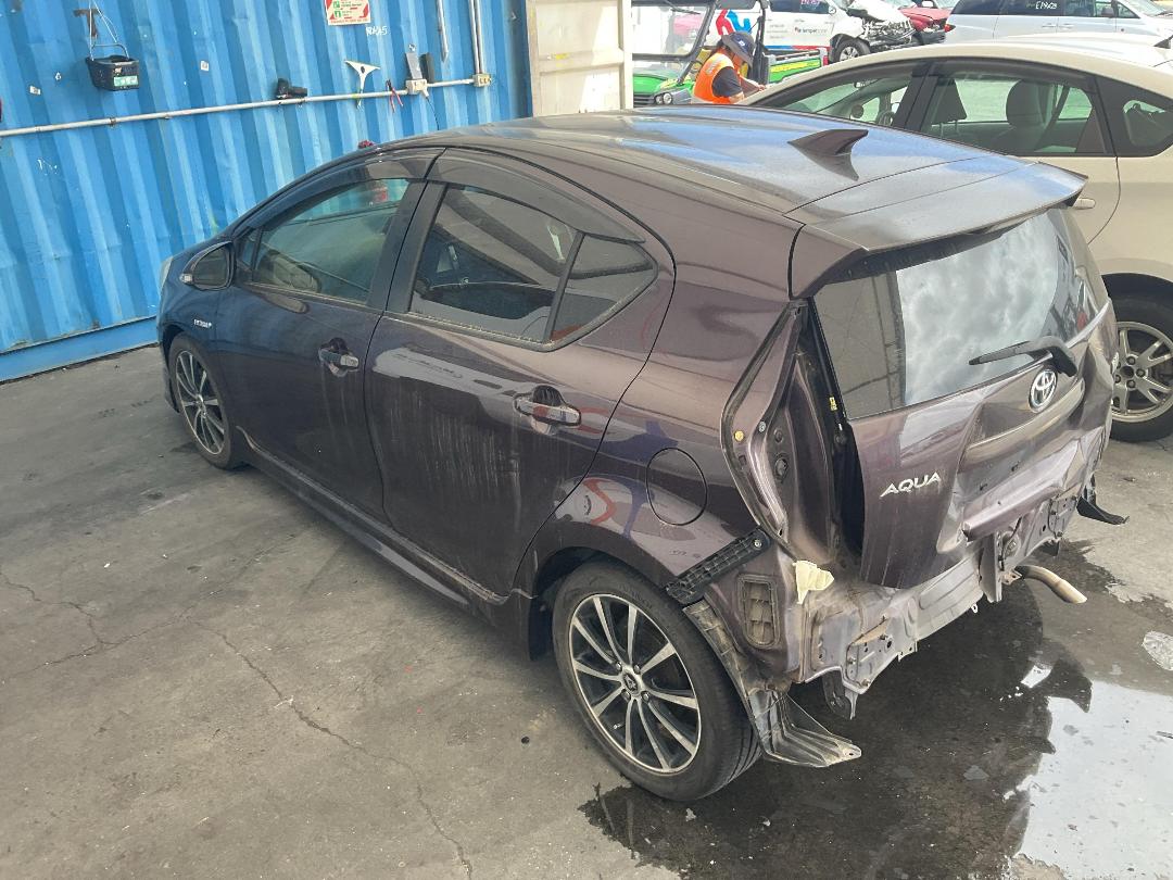 Photo '9' of Toyota Aqua Hybrid Photo '9' of Toyota Aqua Hybrid