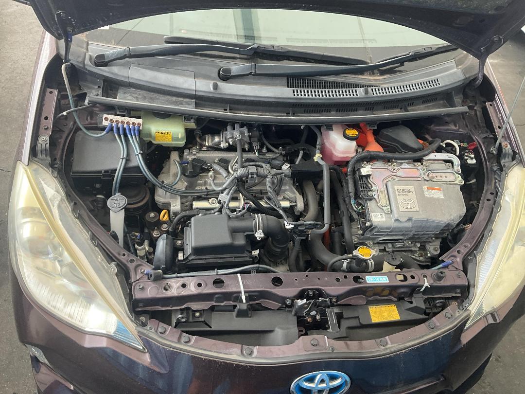 Photo '16' of Toyota Aqua Hybrid Photo '16' of Toyota Aqua Hybrid