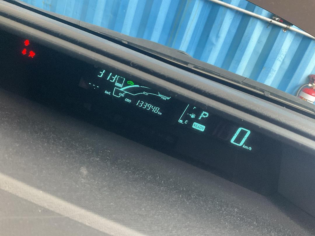 Photo '18' of Toyota Aqua Hybrid Photo '18' of Toyota Aqua Hybrid