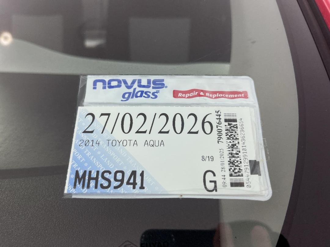 Photo '23' of Toyota Aqua Photo '23' of Toyota Aqua