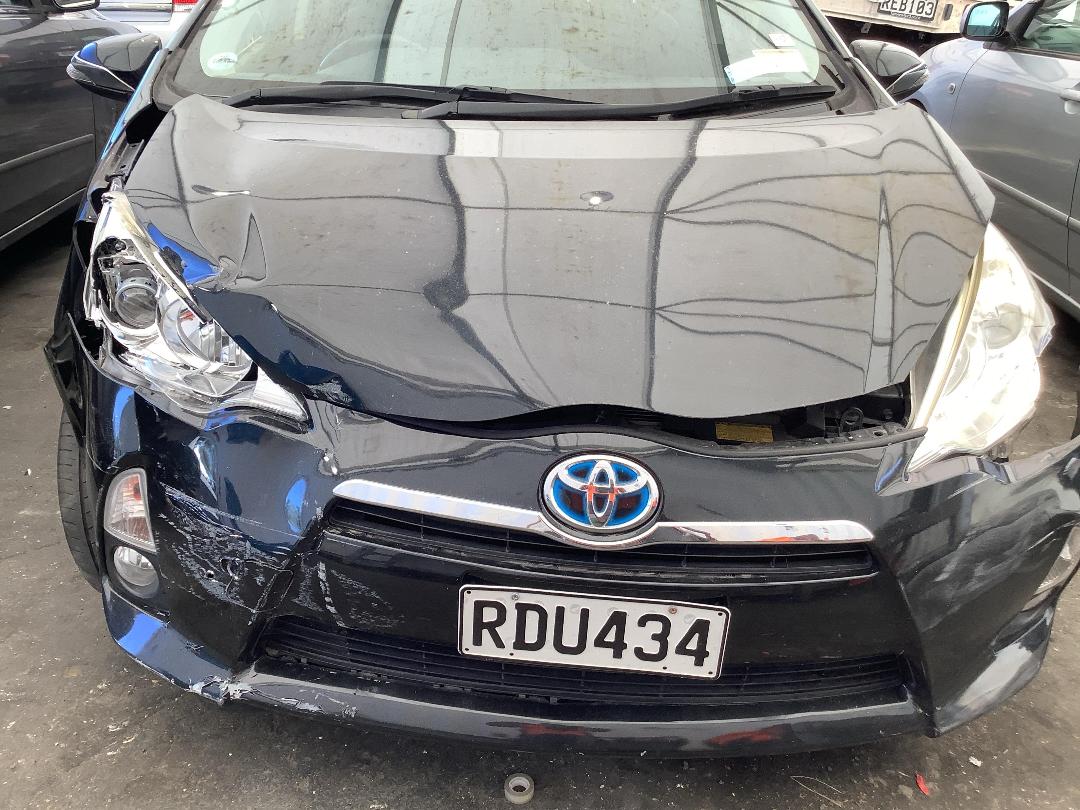 Photo '3' of Toyota Aqua