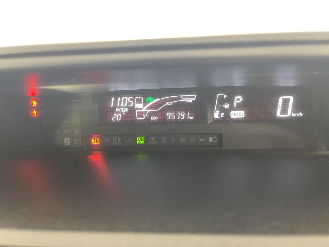 Photo '21' of Toyota Aqua Photo '21' of Toyota Aqua