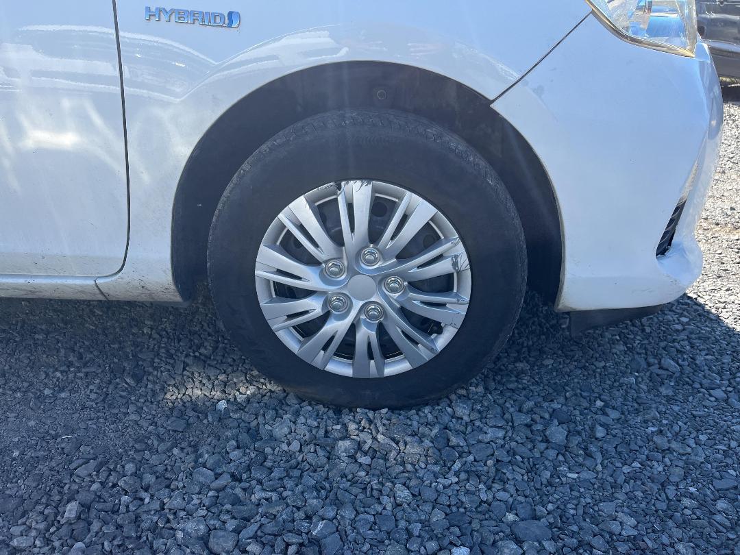 Photo '7' of Toyota Aqua