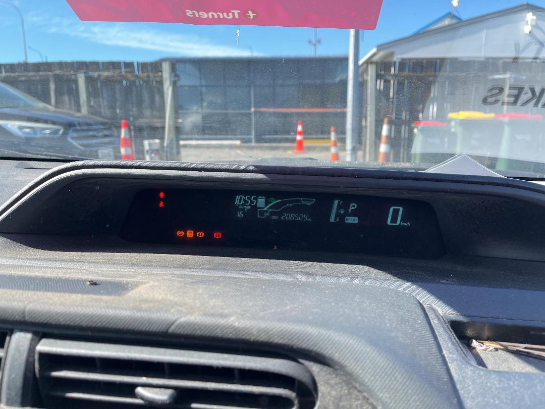 Photo '19' of Toyota Aqua