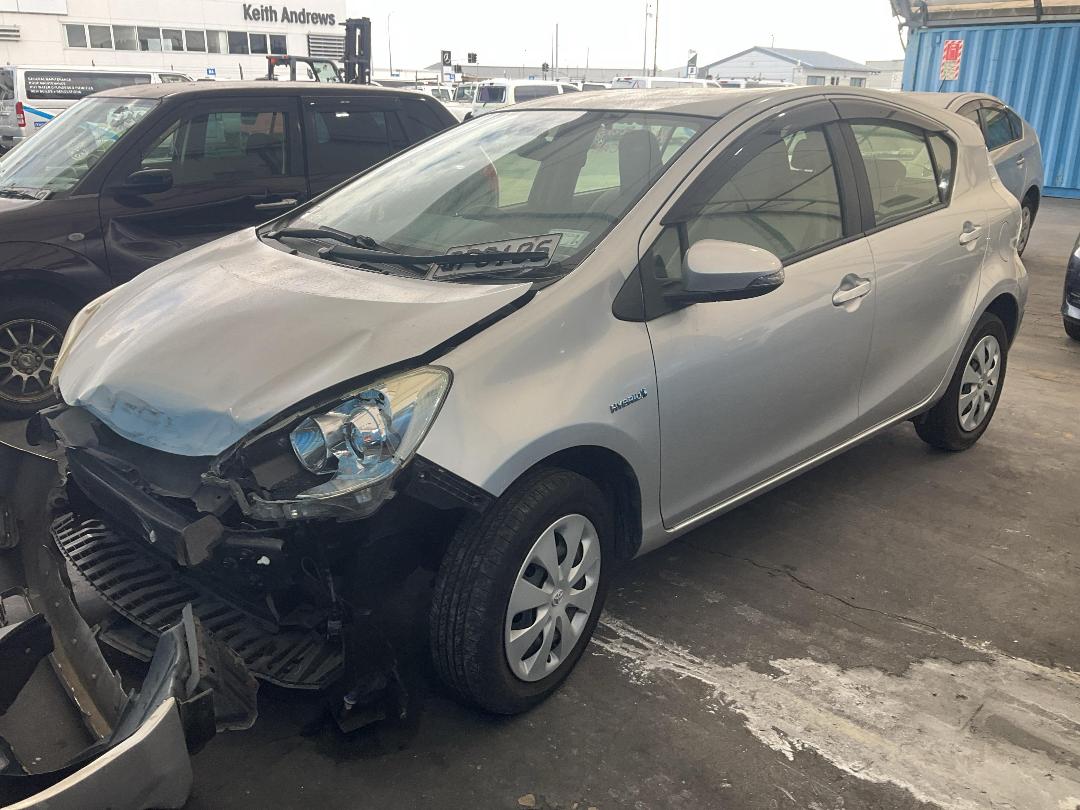 Photo '2' of Toyota Aqua