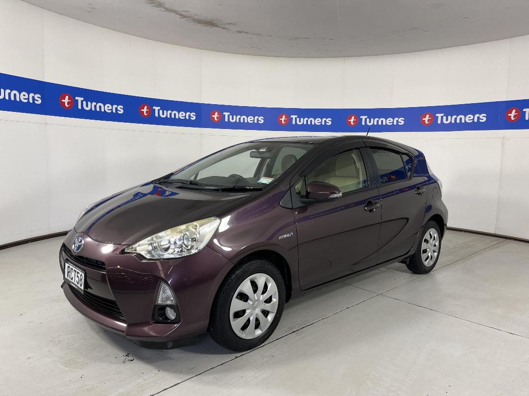 Photo '4' of Toyota Aqua