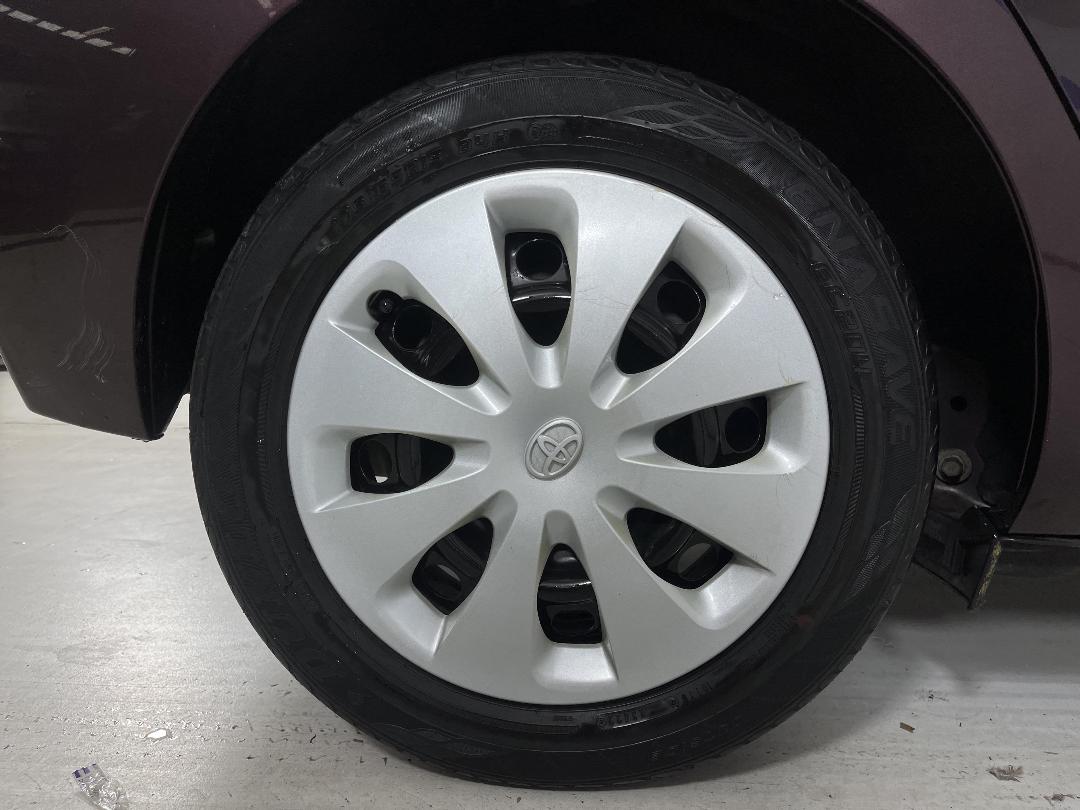 Photo '12' of Toyota Aqua