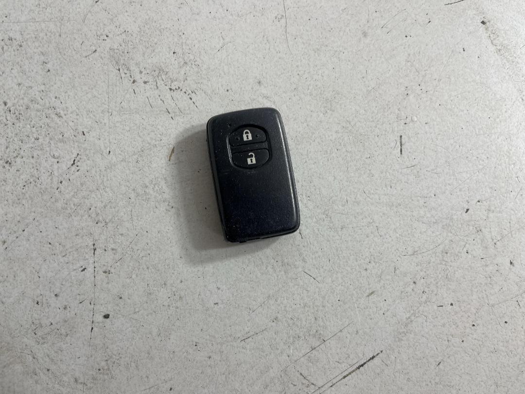 Photo '22' of Toyota Aqua