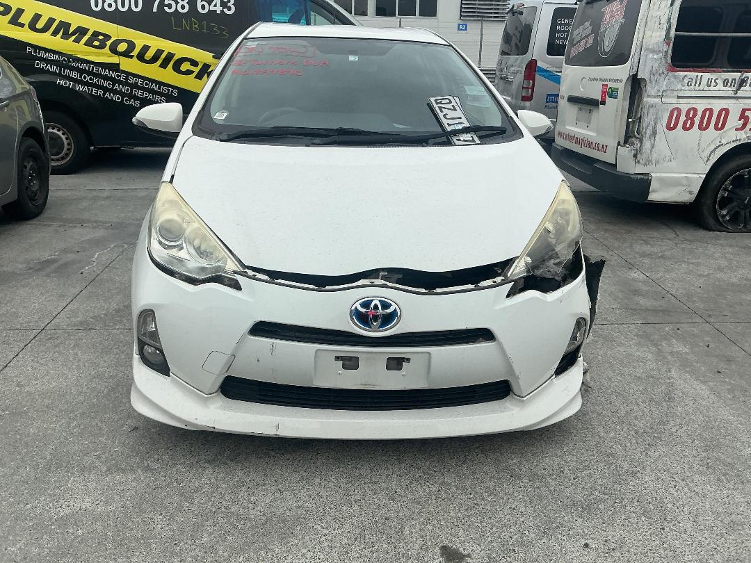 Photo '2' of Toyota Aqua