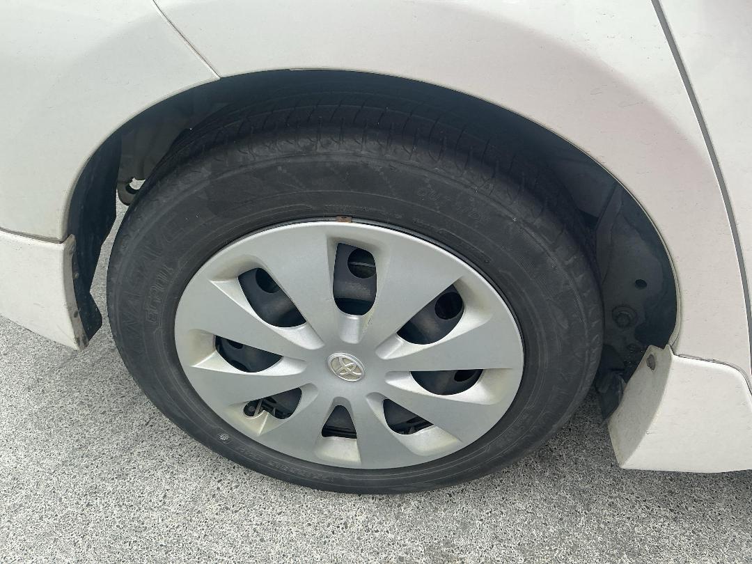 Photo '15' of Toyota Aqua