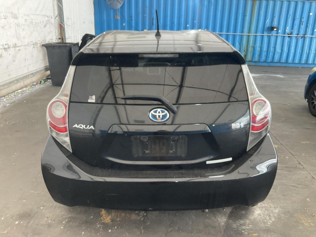 Photo '5' of Toyota Aqua