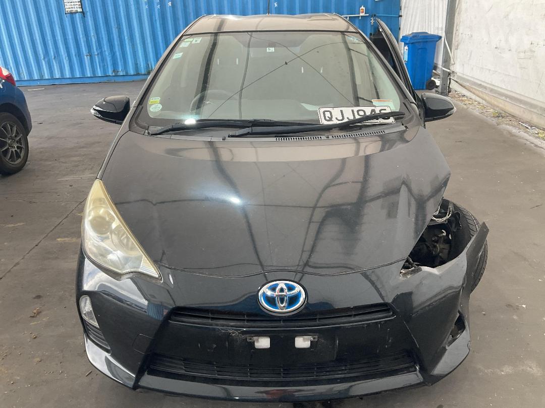 Photo '2' of Toyota Aqua