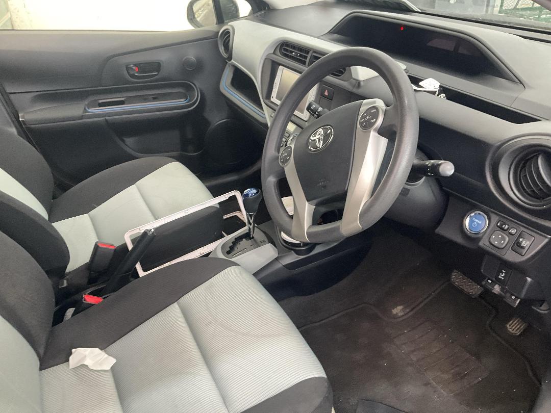 Photo '9' of Toyota Aqua