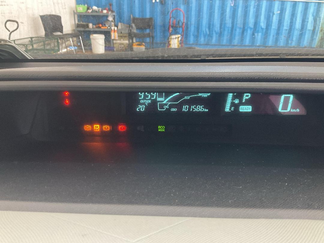 Photo '11' of Toyota Aqua