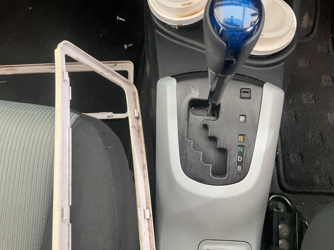 Photo '13' of Toyota Aqua