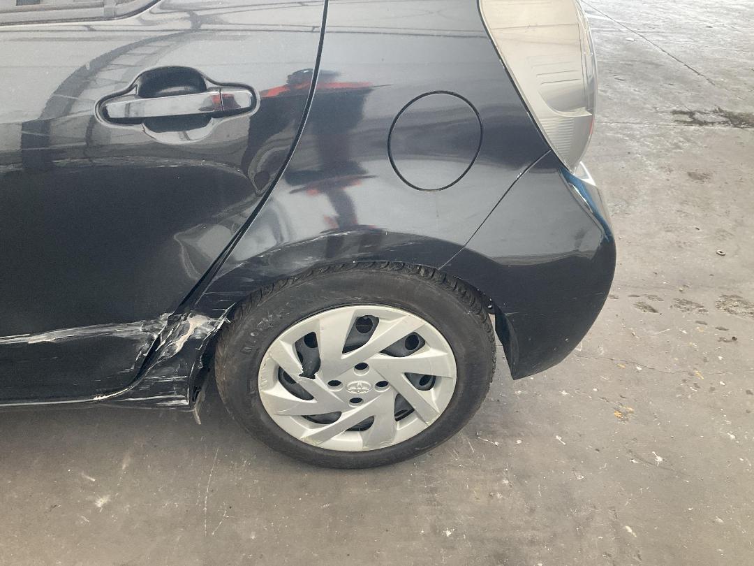 Photo '19' of Toyota Aqua