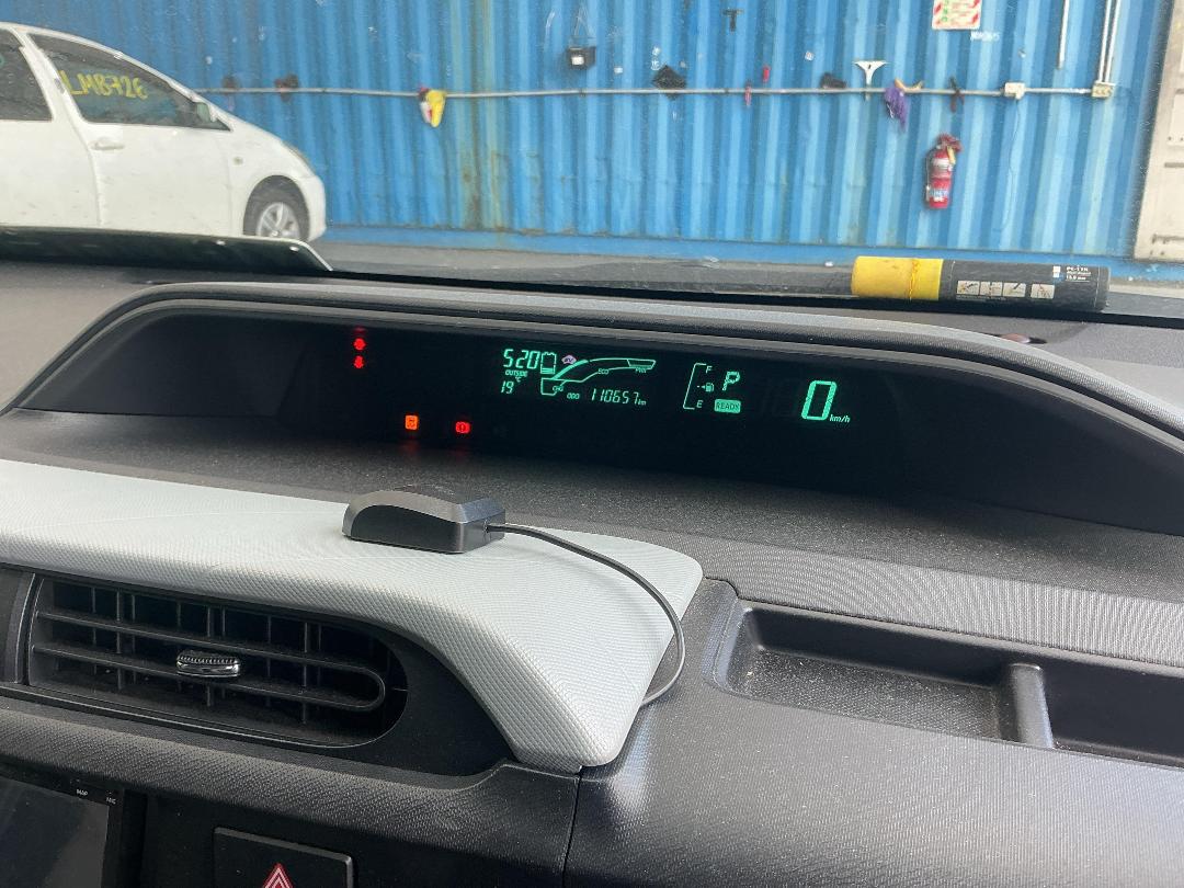 Photo '21' of Toyota Aqua