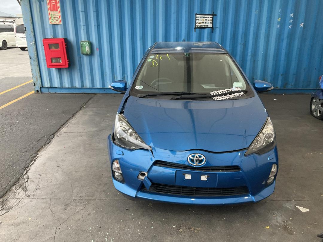 Photo '5' of Toyota Aqua