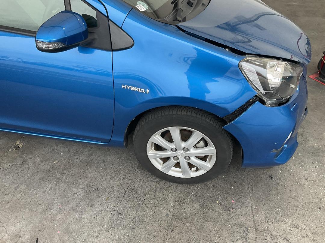 Photo '2' of Toyota Aqua