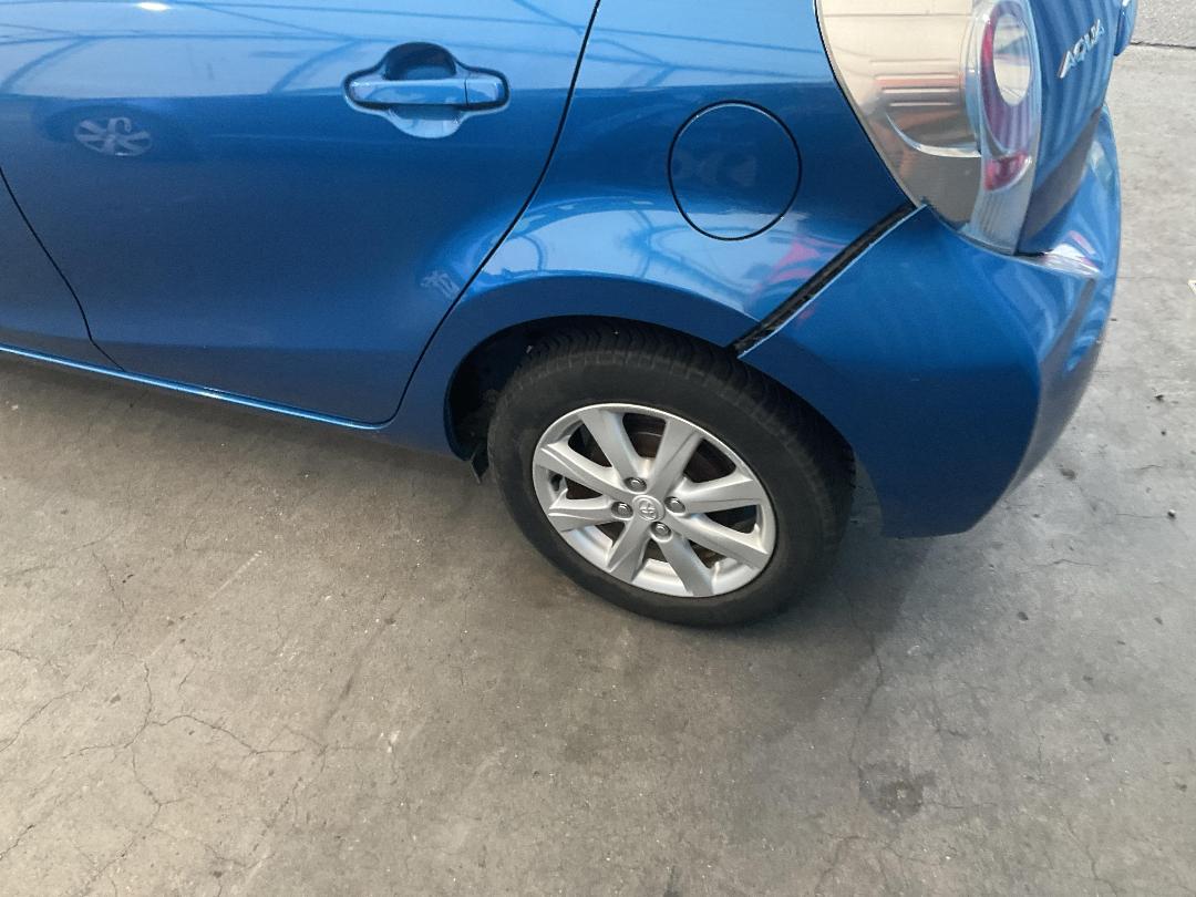 Photo '10' of Toyota Aqua