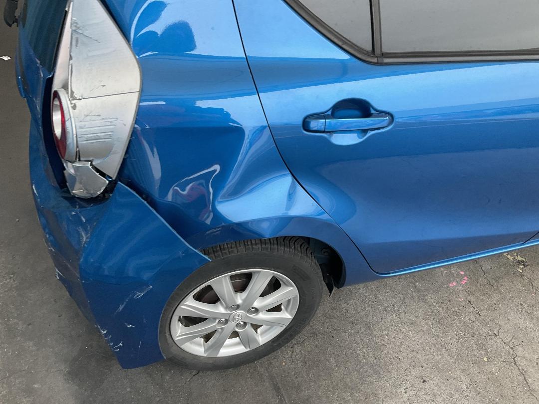 Photo '15' of Toyota Aqua