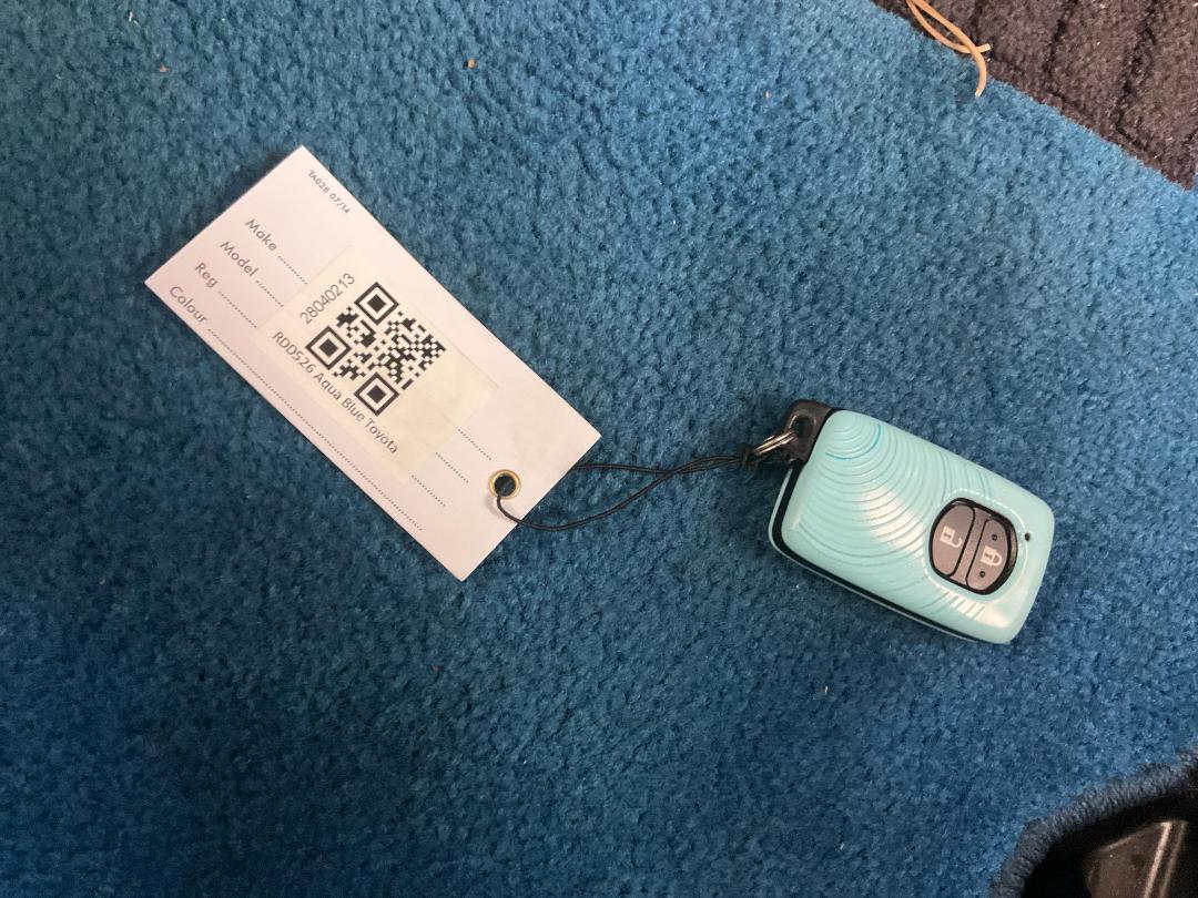 Photo '19' of Toyota Aqua