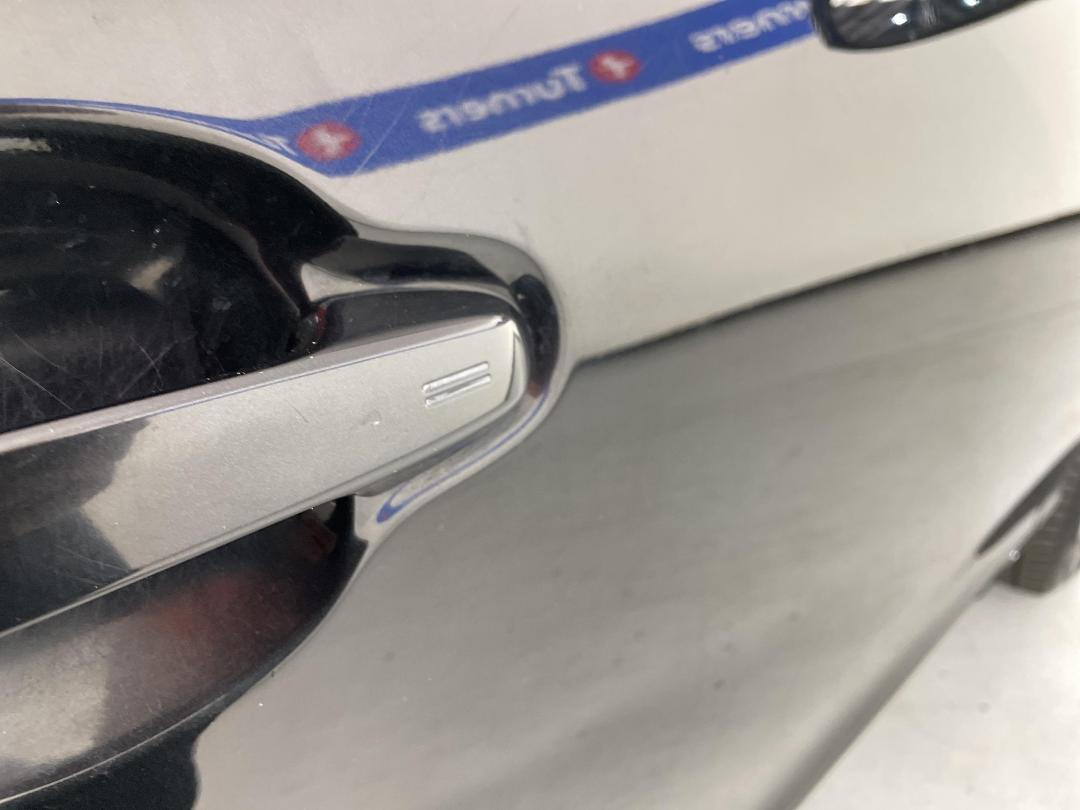 Photo '25' of Toyota Aqua