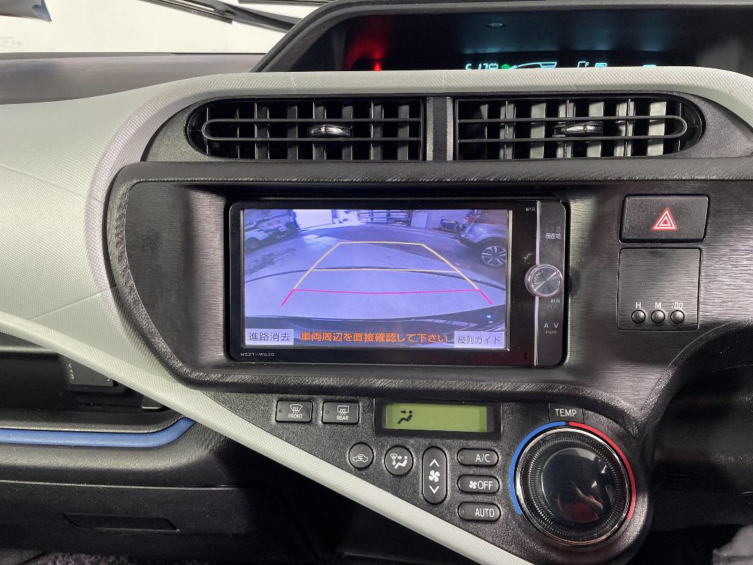 Photo '29' of Toyota Aqua