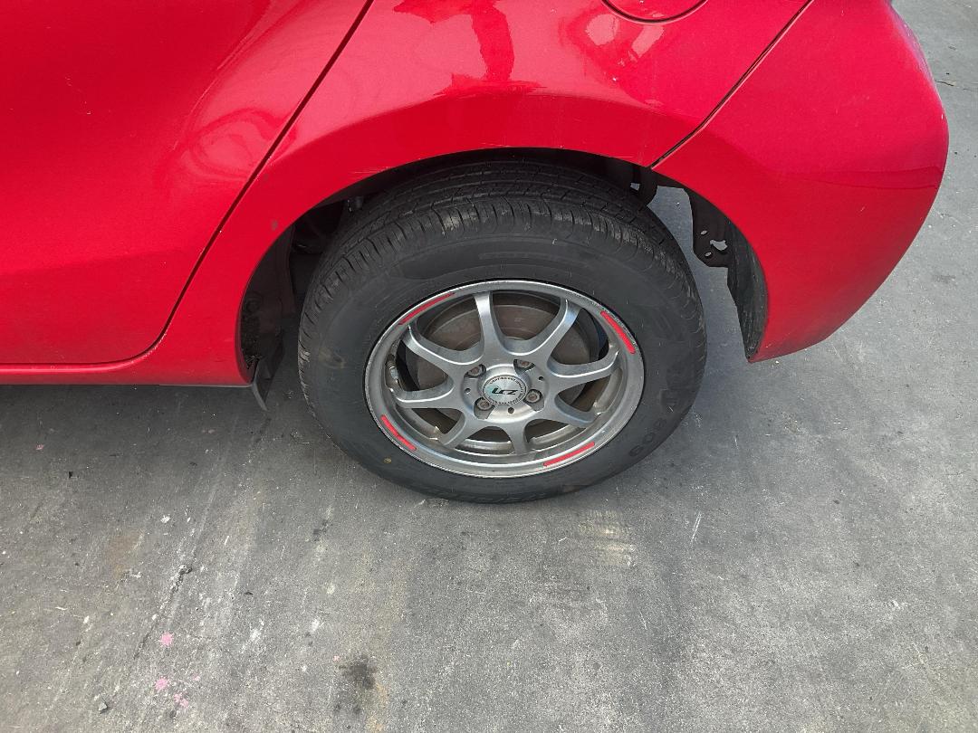 Photo '12' of Toyota Aqua Photo '12' of Toyota Aqua