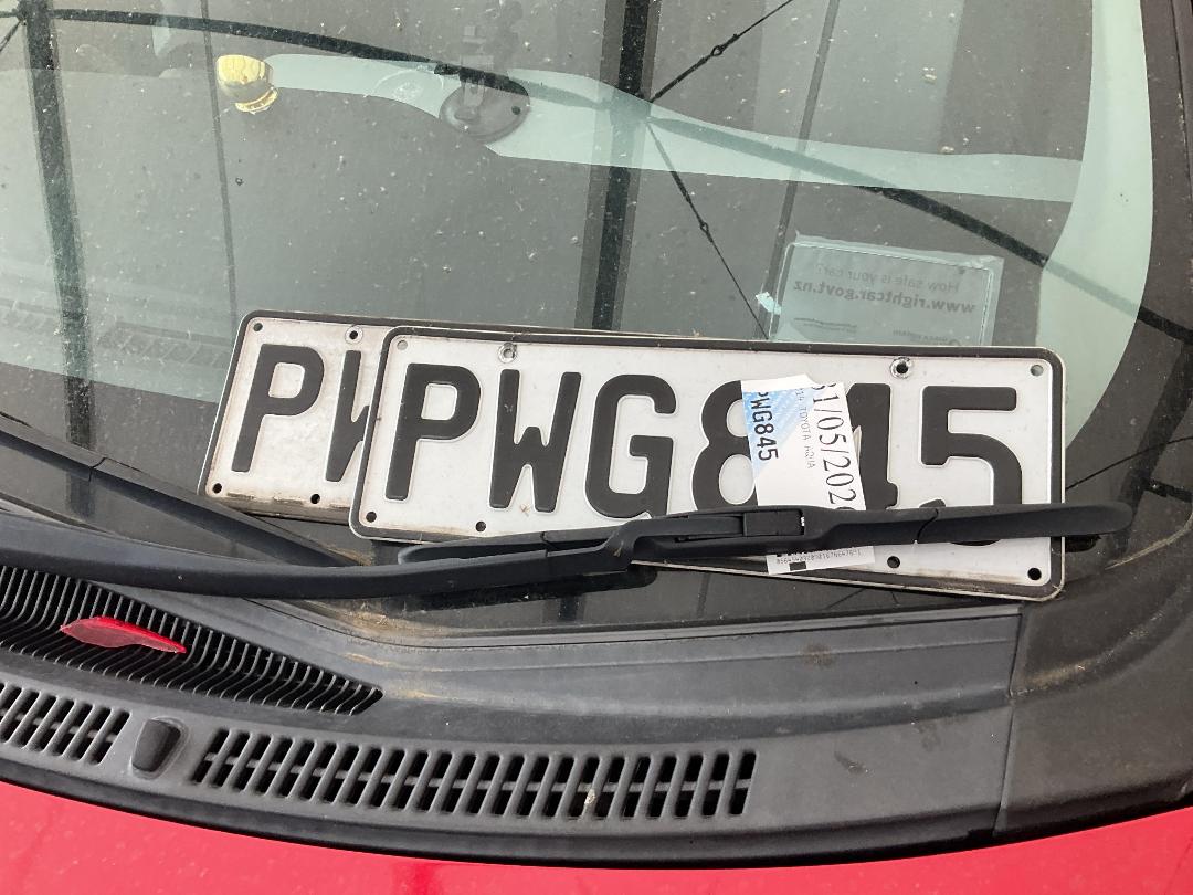 Photo '28' of Toyota Aqua Photo '28' of Toyota Aqua