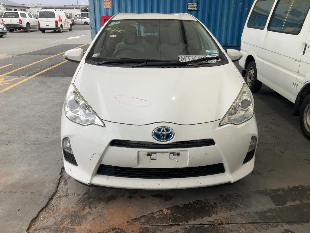 Photo '5' of Toyota Aqua Hybrid