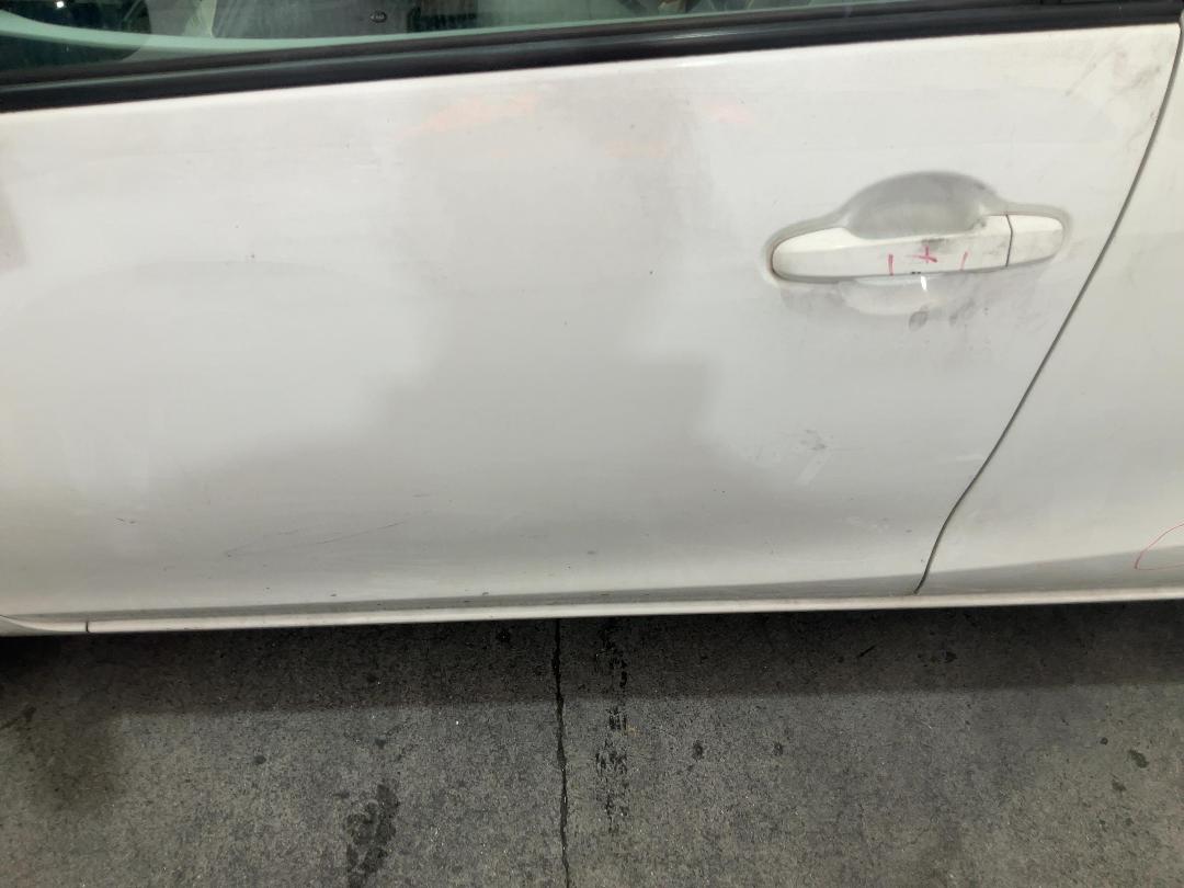 Photo '8' of Toyota Aqua Hybrid