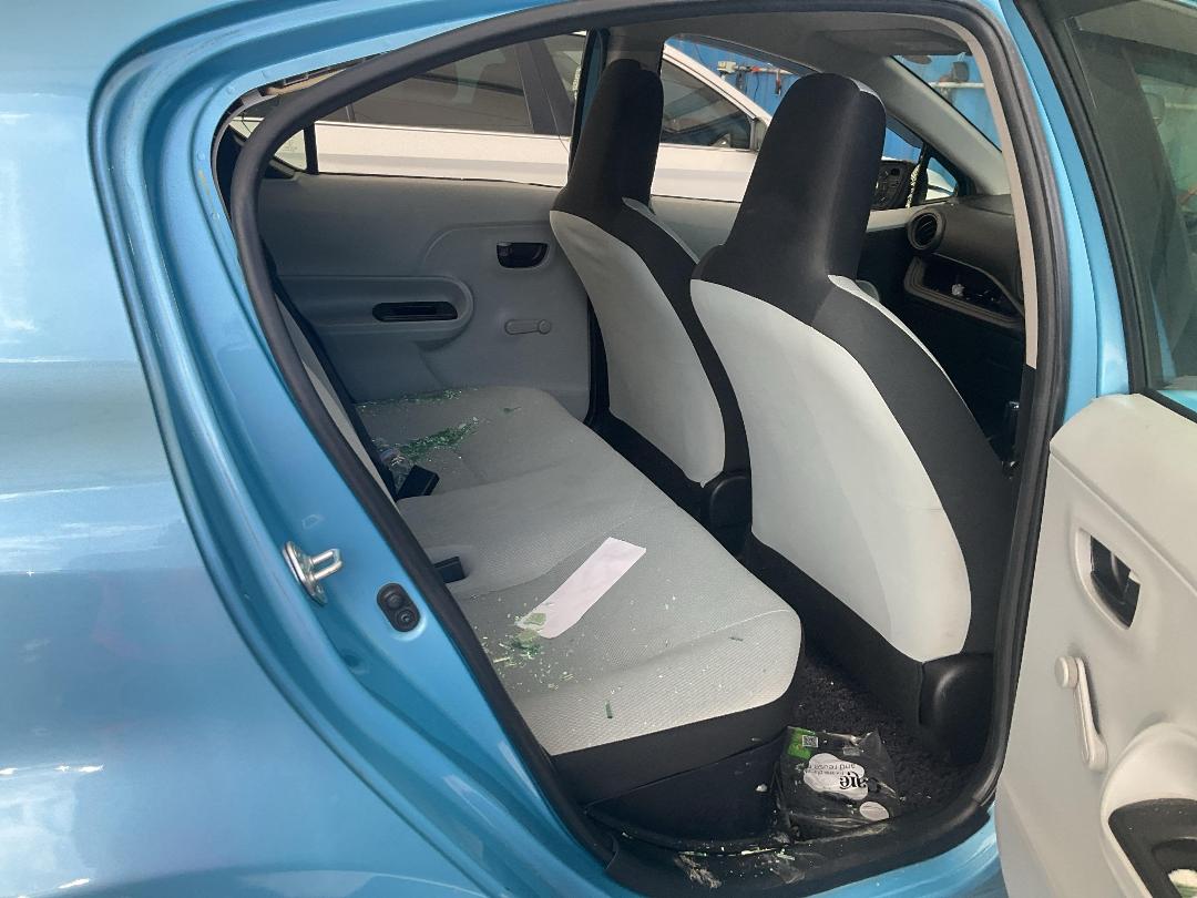 Photo '11' of Toyota Aqua Hybrid