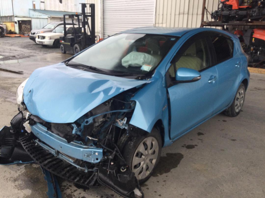 Photo '2' of Toyota Aqua Hybrid