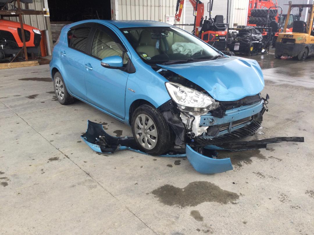 Photo '8' of Toyota Aqua Hybrid