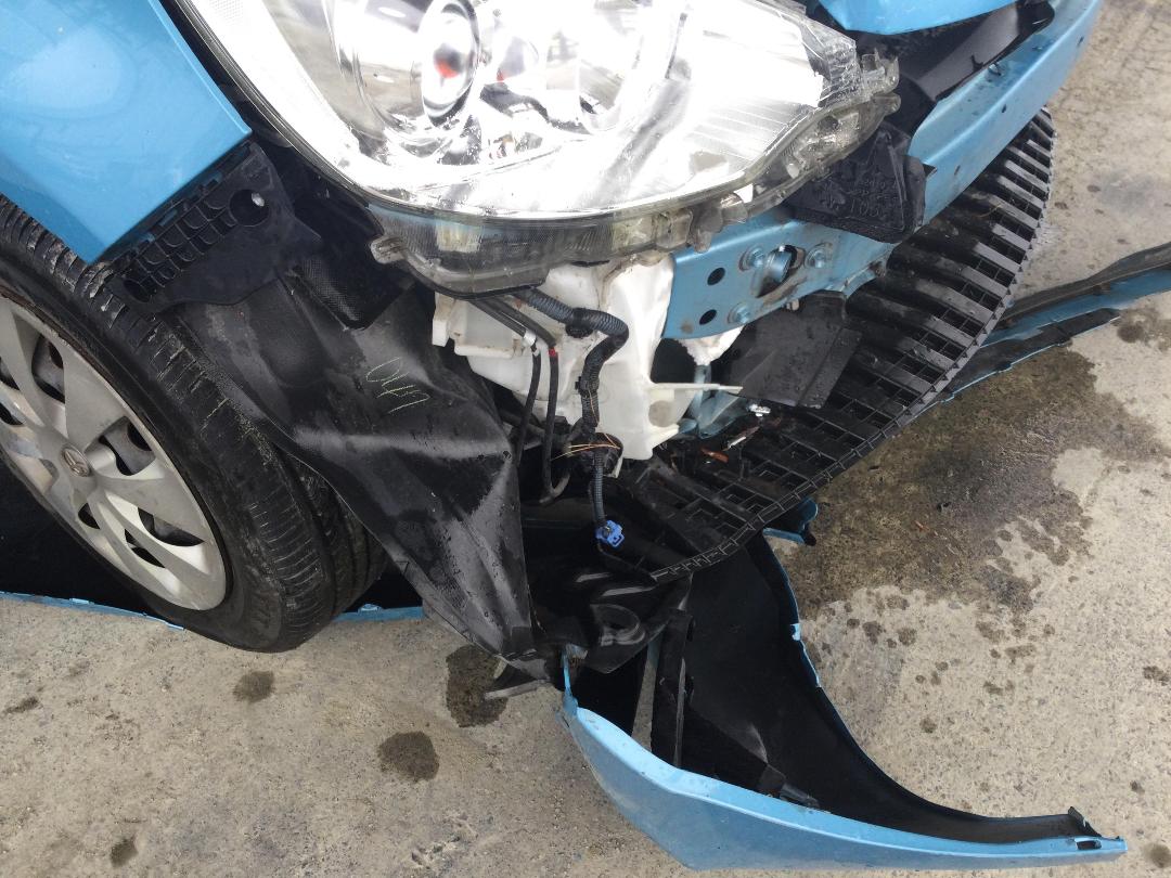 Photo '16' of Toyota Aqua Hybrid