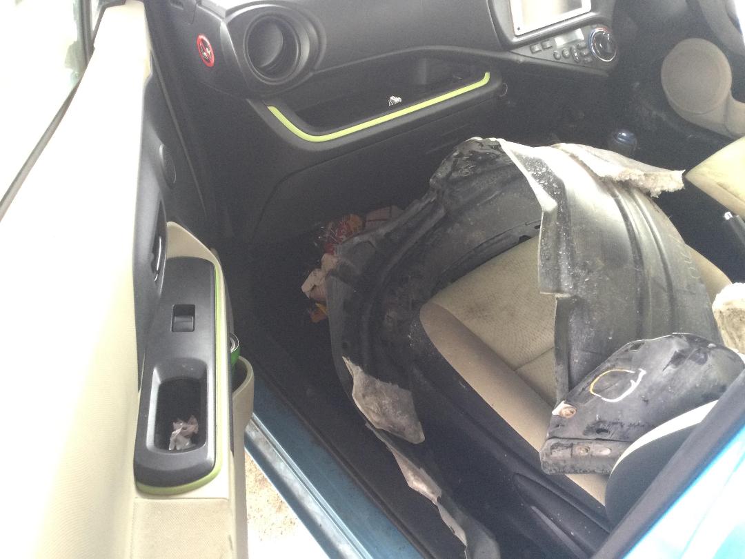 Photo '23' of Toyota Aqua Hybrid