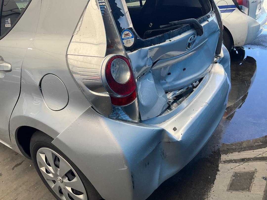 Photo '12' of Toyota Aqua Hybrid