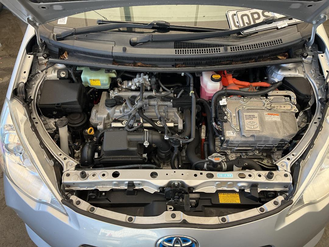 Photo '27' of Toyota Aqua Hybrid