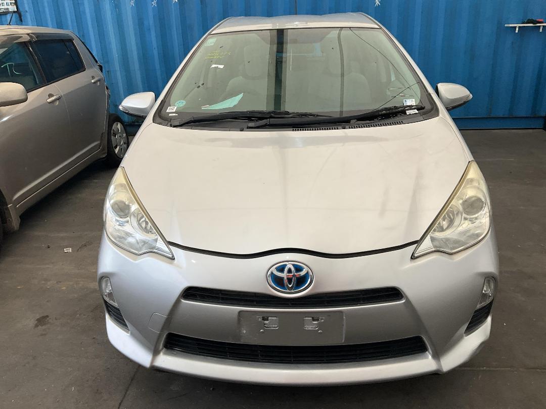 Photo '2' of Toyota Aqua Hybrid