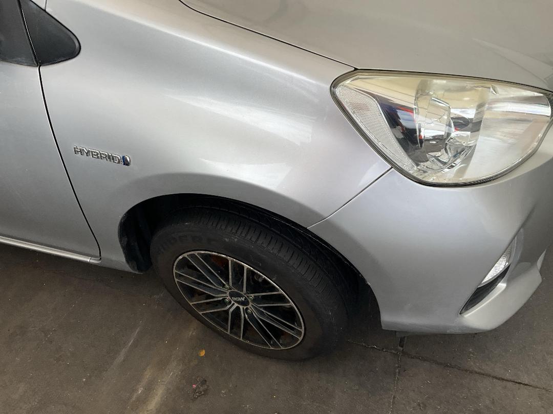 Photo '17' of Toyota Aqua Hybrid