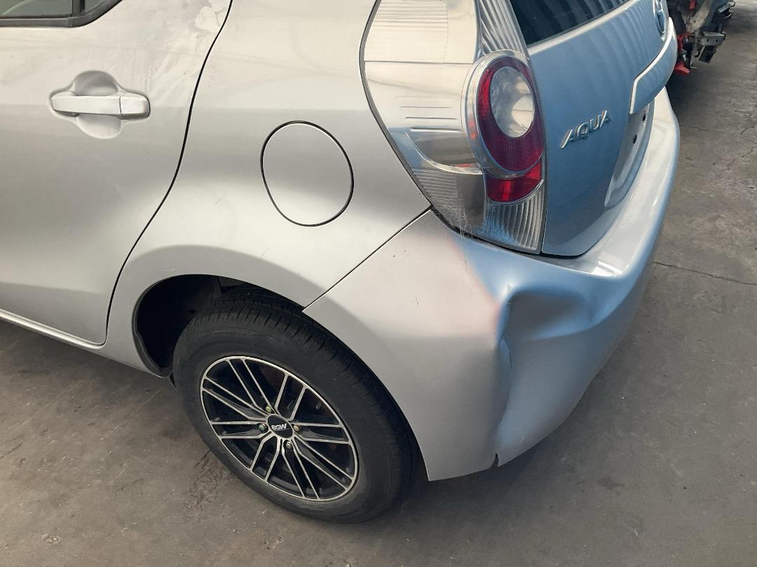 Photo '23' of Toyota Aqua Hybrid