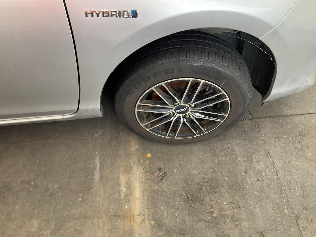 Photo '30' of Toyota Aqua Hybrid