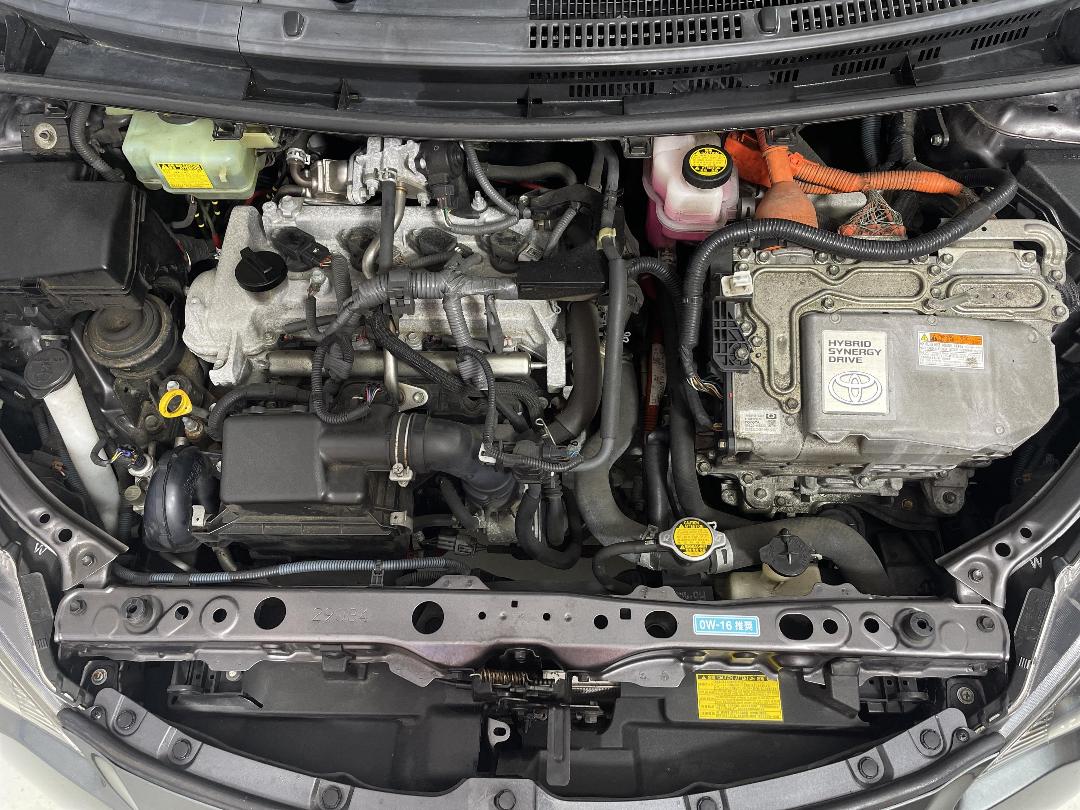 Photo '13' of Toyota Aqua Photo '13' of Toyota Aqua