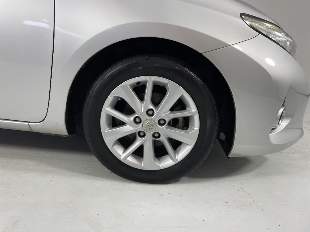 Photo '9' of Toyota Auris