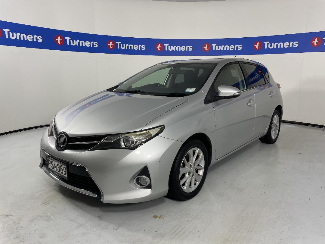 Photo '4' of Toyota Auris