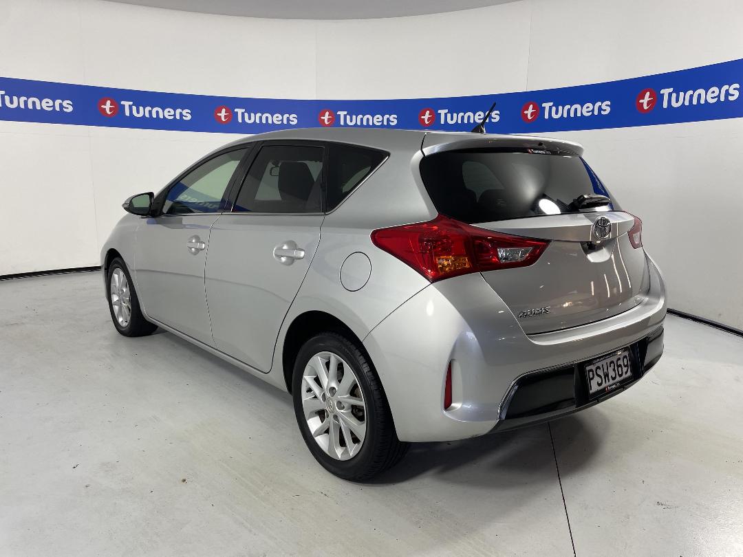 Photo '5' of Toyota Auris
