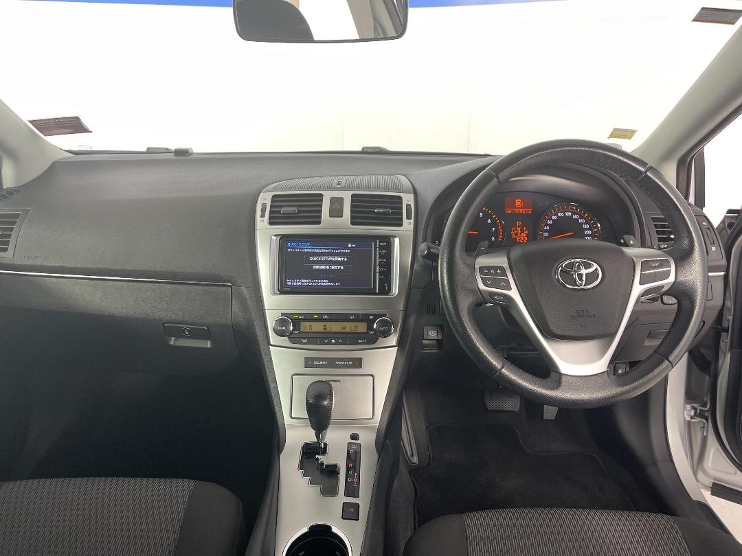 Photo '17' of Toyota Avensis Photo '17' of Toyota Avensis