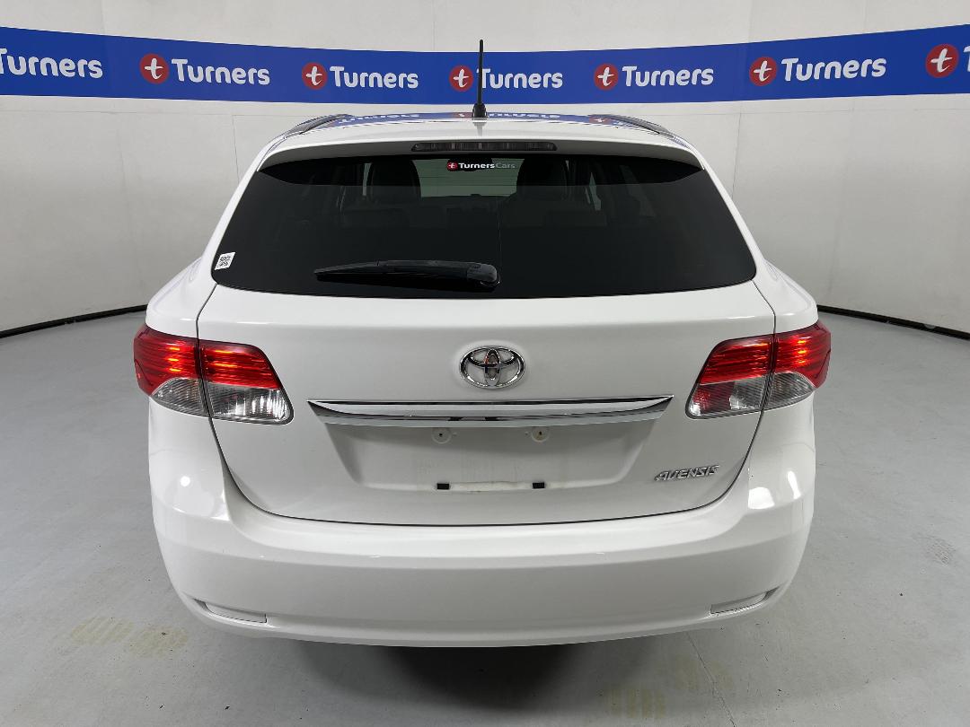 Photo '6' of Toyota Avensis Photo '6' of Toyota Avensis