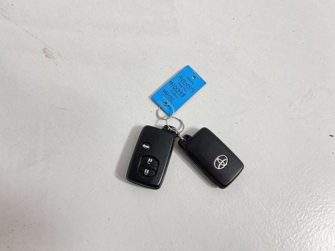 Photo '22' of Toyota Avensis Photo '22' of Toyota Avensis